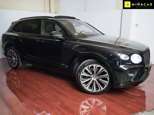 BENTLEY Bentayga V8