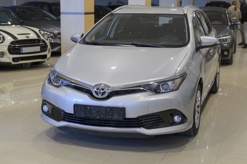 TOYOTA Auris Touring Sports 115D Active