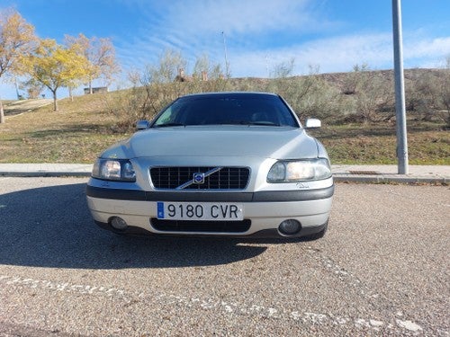 VOLVO S60 D5