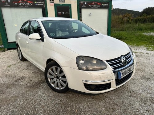 VOLKSWAGEN Jetta 1.9TDI Highline Bluemotion