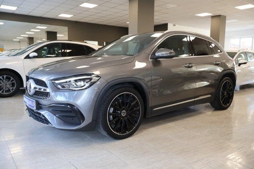 MERCEDES-BENZ Clase GLA 200d 8G-DCT