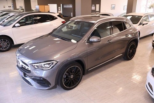 MERCEDES-BENZ Clase GLA 200d 8G-DCT