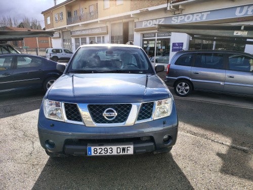 NISSAN Pathfinder 2.5dCi LE