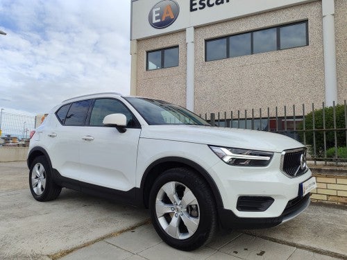 VOLVO XC40 D4 Momentum AWD Aut.