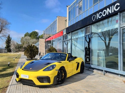 PORSCHE Cayman GT4 RS PDK