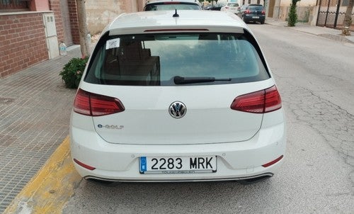 VOLKSWAGEN Golf e-Golf ePower