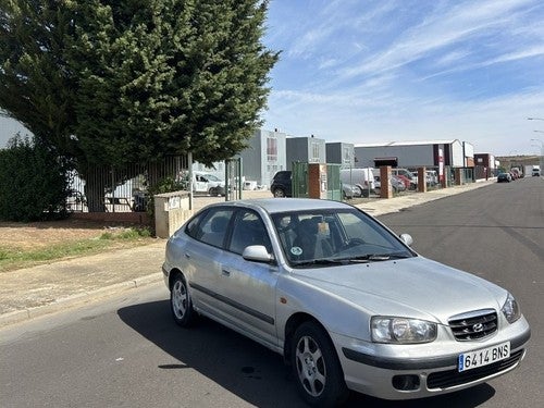 HYUNDAI Elantra 1.6 GLS