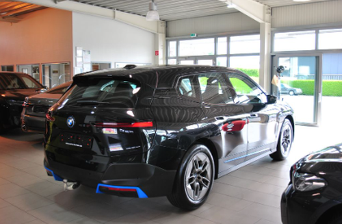 BMW iX xDrive 40