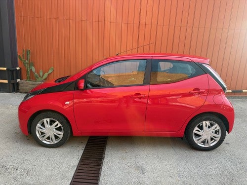 TOYOTA Aygo 1.0 VVT-i x-play