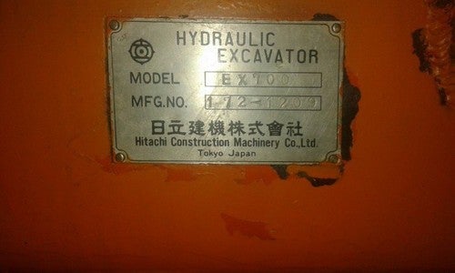 Hitachi EX 700