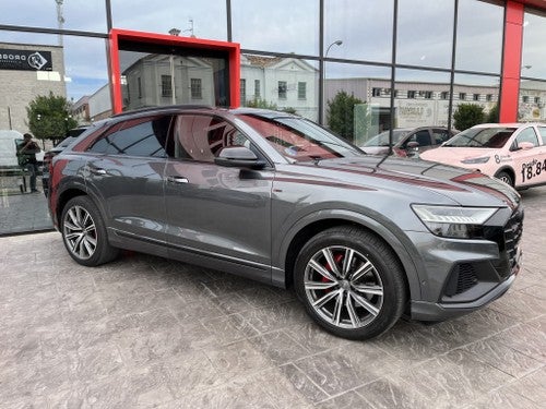 AUDI Q8 50 TDI Black line quattro tiptronic