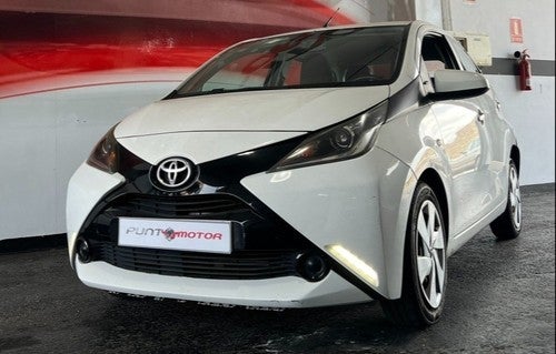 TOYOTA Aygo 1.0 VVT-i x-cite