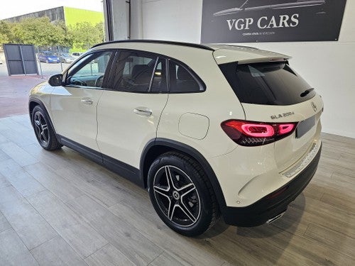 MERCEDES-BENZ Clase GLA 200d 4Matic 8G-DCT