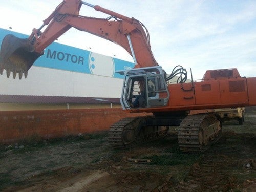 Hitachi EX 700 