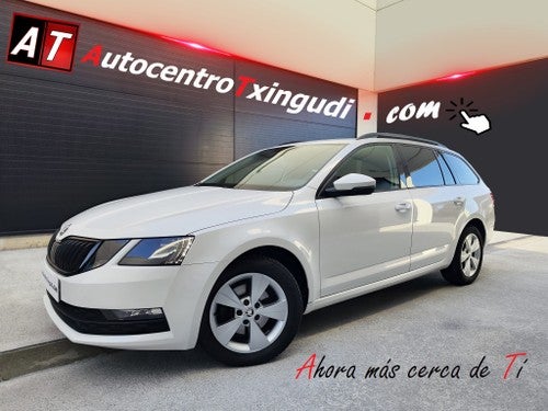 SKODA Octavia Combi 2.0TDI CR Ambition DSG 110kW