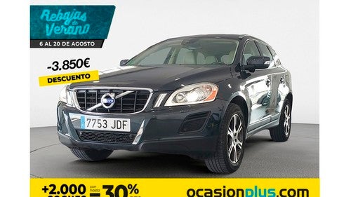 VOLVO XC60 T5 Momentum Aut. 245