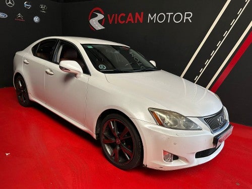 LEXUS IS 220d Sport