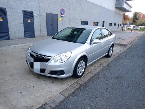 OPEL Vectra 1.9CDTI 8v Essentia