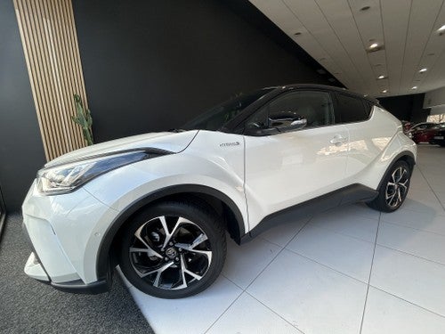 TOYOTA C-HR 180H Advance Luxury