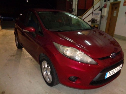 FORD Fiesta 1.4 Titanium