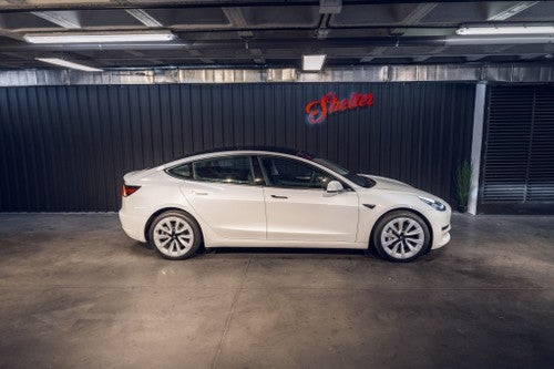 TESLA Model 3 Standard Range RWD Plus