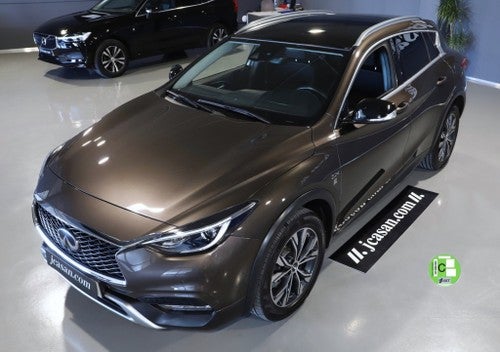 INFINITI QX30 2.2d Premium AWD 7DCT