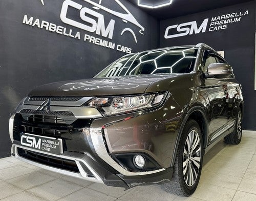 MITSUBISHI Outlander 200 MPI Motion 2WD 7pl. CVT