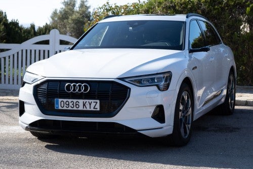 AUDI e-tron 55 quattro Advanced