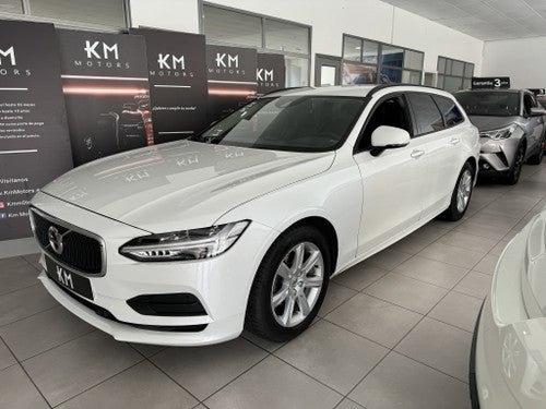 VOLVO V90 D4 Momentum Aut. 190