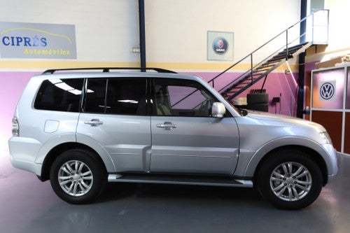 MITSUBISHI Montero 3.2DI-D Motion A/T