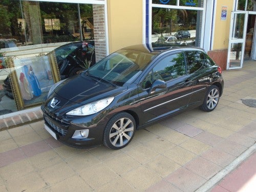 PEUGEOT 207 1.6 THP Allure