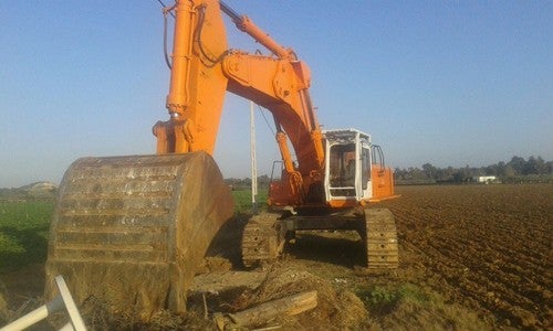 Hitachi EX 700