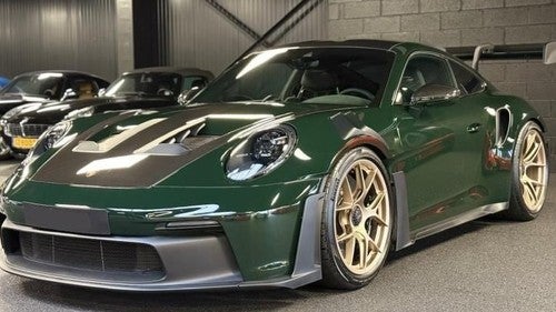 PORSCHE 911 GT3 RS