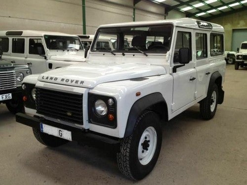 LAND-ROVER Defender 110 SW E