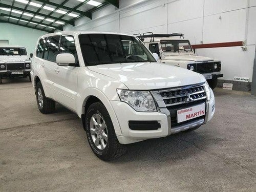 Mitsubishi Montero Montero 3.2DI-D Spirit 5AT 190