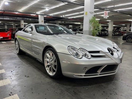 MERCEDES-BENZ SLR McLaren -