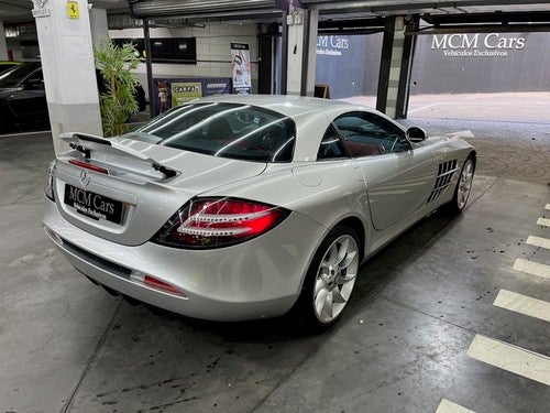 MERCEDES-BENZ SLR McLaren -