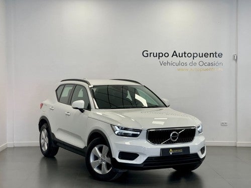 VOLVO XC40 D3