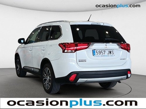 MITSUBISHI Outlander 220 DI-D Motion 2WD 5 Plazas