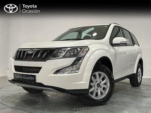 MAHINDRA XUV500 2.2D W8 AWD