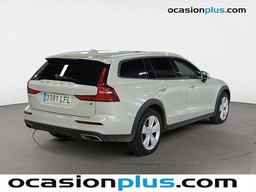 VOLVO V60 Cross Country 2.0 D4 AUTO AWD