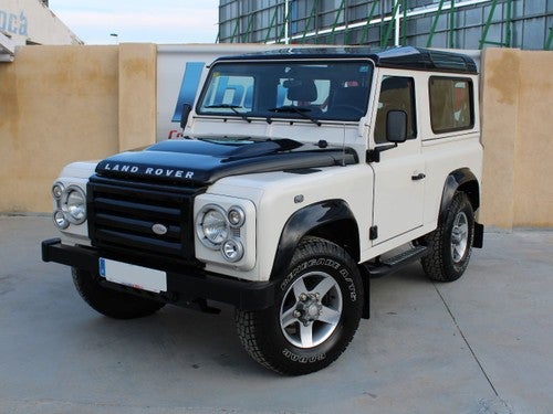 LAND-ROVER Defender 90 SW SE