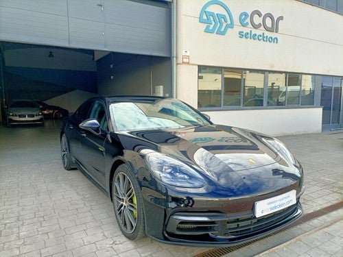 PORSCHE Panamera 4 e-Hybrid