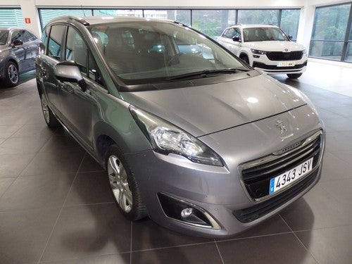 PEUGEOT 5008 1.2 PureTech S&S Style 7 pl. 130