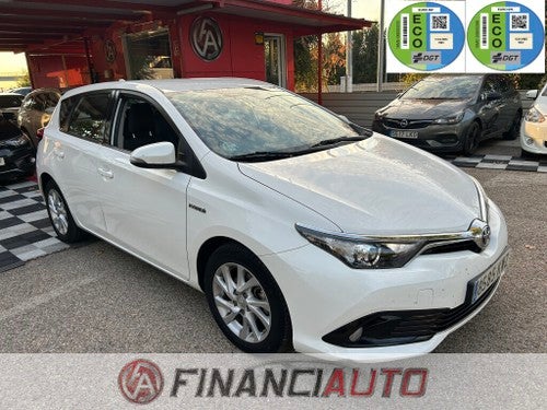 TOYOTA Auris hybrid 140H Active Business Plus