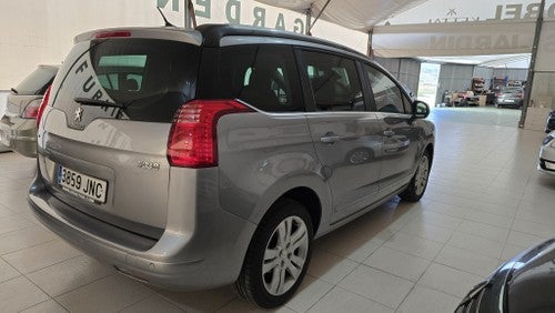 PEUGEOT 5008 1.6 BlueHDi Style 7 pl. 120