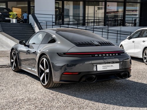 PORSCHE 911 Carrera 4 Coupé PDK