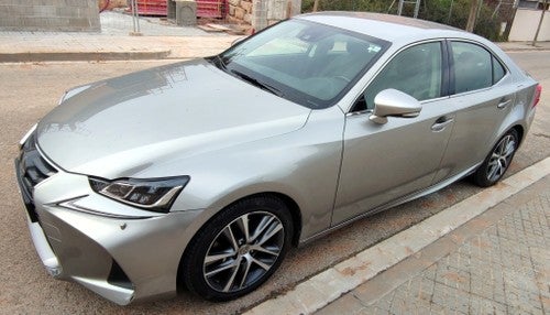 LEXUS IS 300h Executive