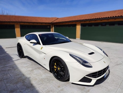 FERRARI F12berlinetta 