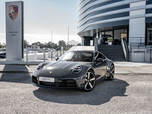 PORSCHE 911 Carrera 4 Coupé PDK